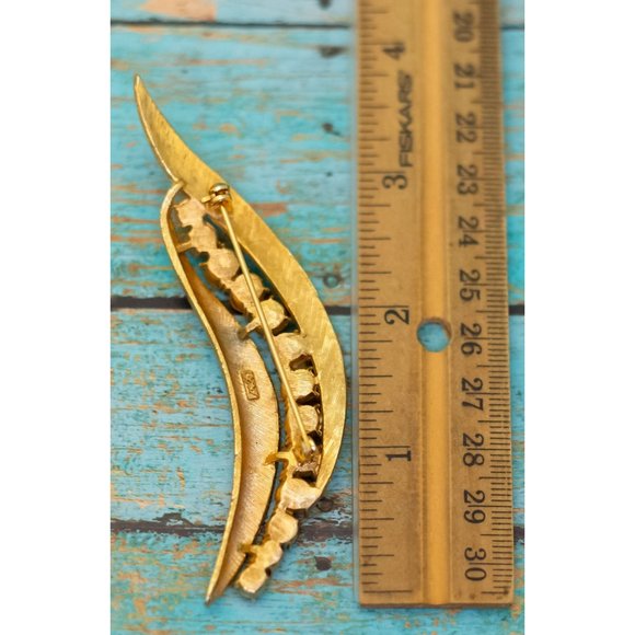 Vintage Elven Leaf Multi Rhinestones Intricate Brooch by Coro - P27 - Picture 3 of 3